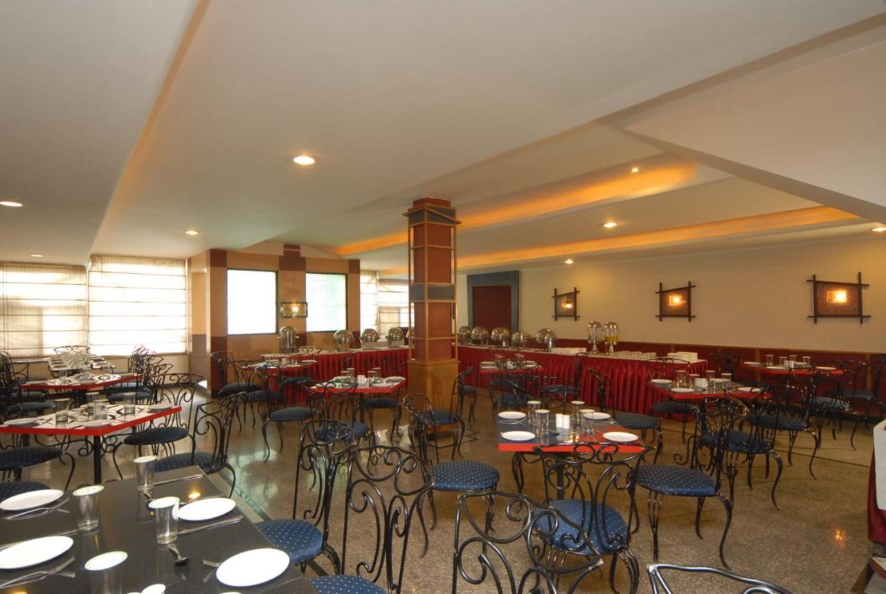 Hotel Arif Castle, Nainital Esterno foto